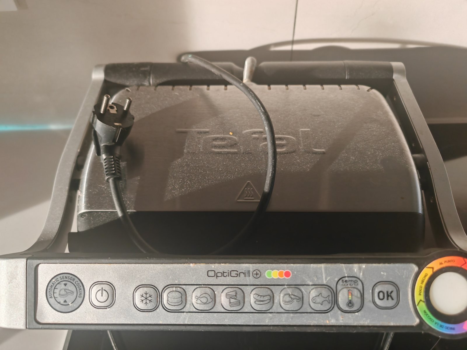 Panel de programas de mi Tefal OptiGrill+ con el aro de colores